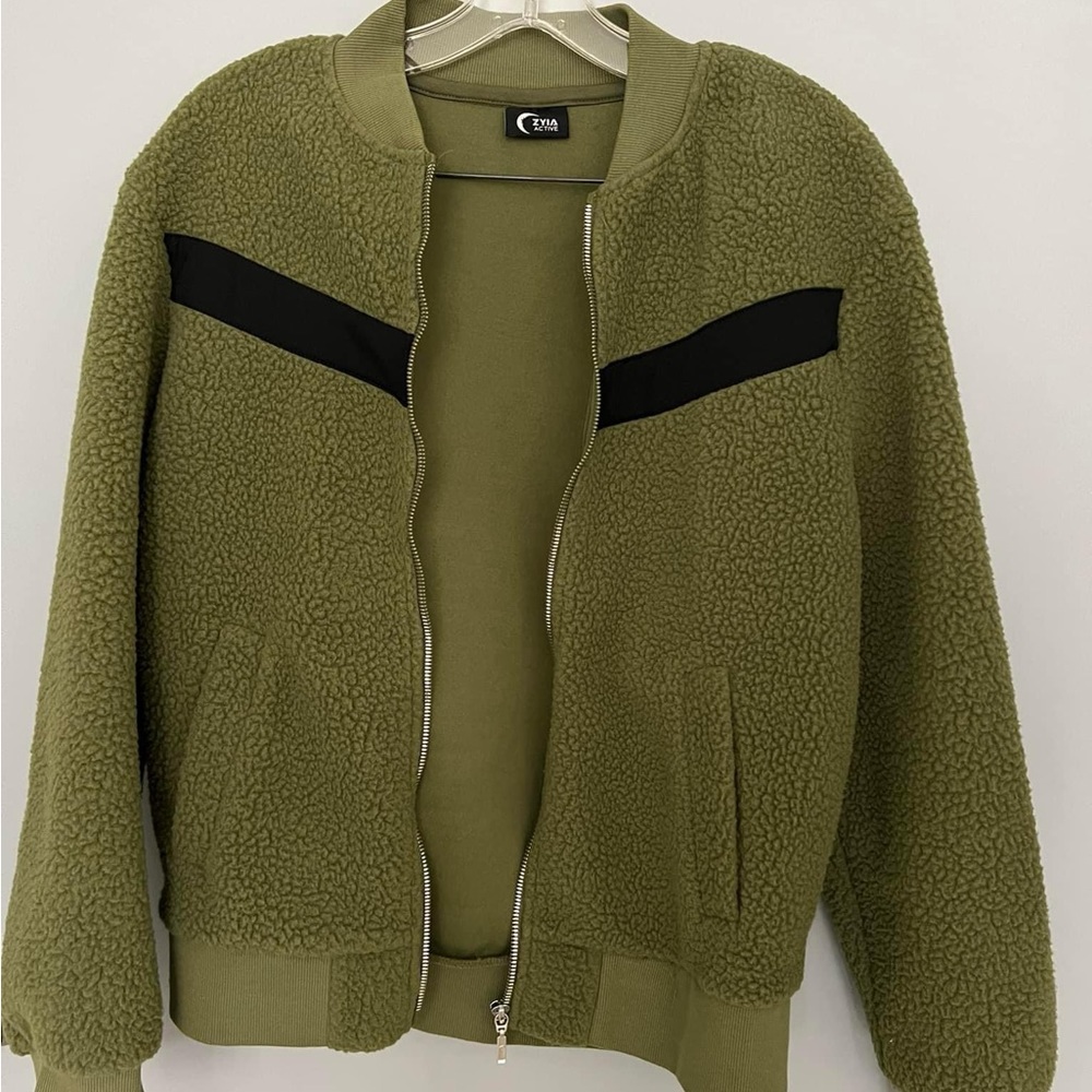 Green Zyia jacket barely worn